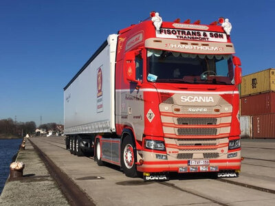 Tekno Tekno Scania Next Gen 4x2 met 3-as zeilenoplegger FISOTRANS BELGIË