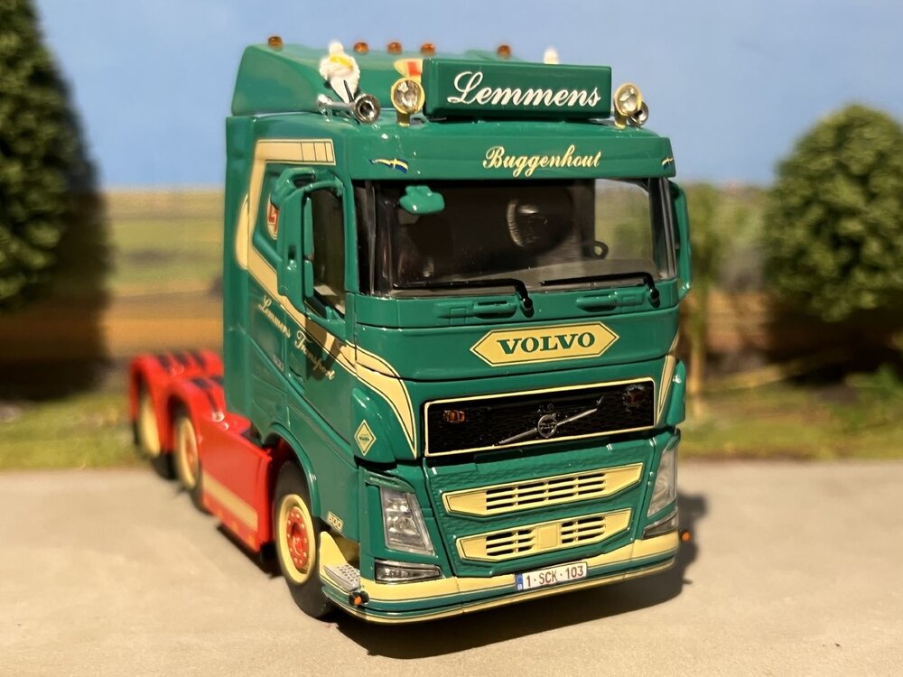 WSI WSI  Volvo FH4 sleeper cab 6x2 Lemmens Transport