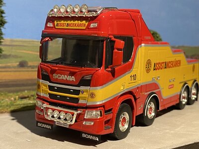 WSI WSI Scania R Highline 8x4 Falkom ASSISTANCEKAREN