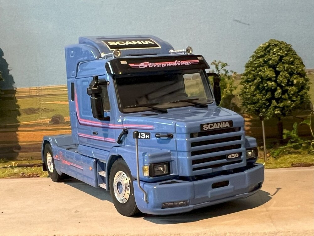 WSI WSI Scania 3-serie Torpedo streamline 4x2 Premium Line