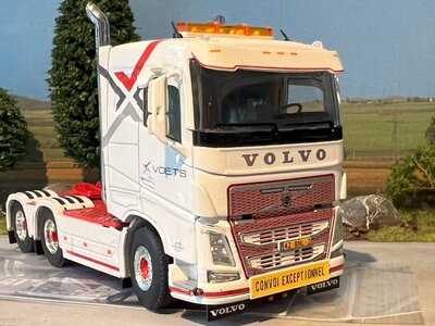 WSI WSI  Volvo FH4 sleeper cab 6x2 VOETS