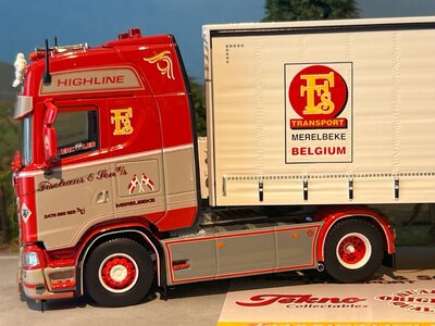 Tekno Tekno Scania Next Gen 4x2 met 3-as zeilenoplegger FISOTRANS BELGIË