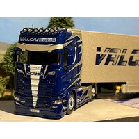 Tekno Scania Next Gen S-serie Highline 4x2 met 3-assige koeloplegger VALCARENGHI