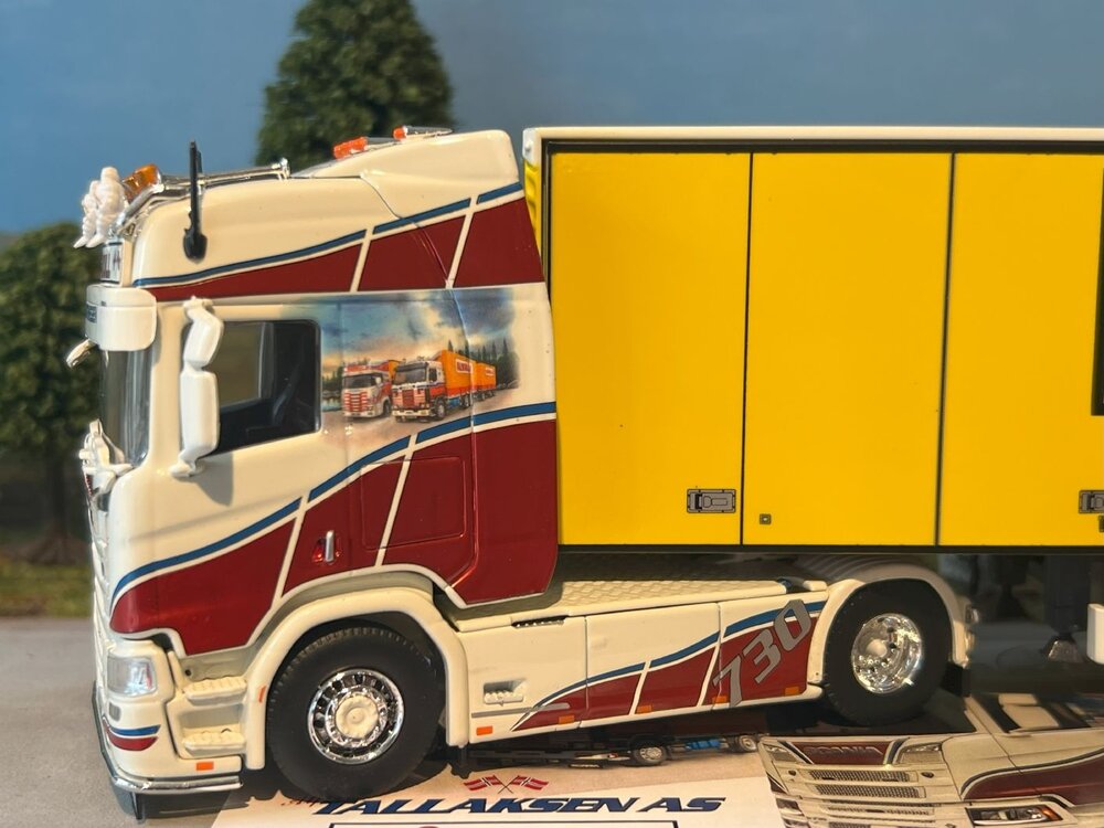 Tekno Tekno Scania Next Gen 6x2 with 3-axle curtainside trailer HAKULL - TALLAKSEN