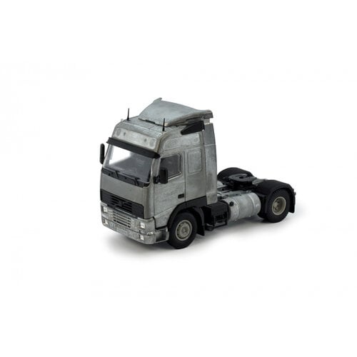 Tekno Tekno Volvo FH01 Globetrotter 4x2 tractor kit