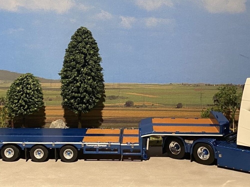 WSI WSI Volvo FH4 Glob. XXL 6x4 with 4-axle semi lowloader Transport Service AS Skien