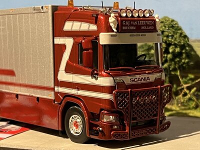 Tekno Tekno Scania Next Gen R580 Highline rigid truck with trailer + zamac opentop containers G&J van Leeuwen