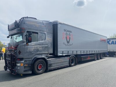 Tekno Tekno Scania R-serie Streamline met 3-assige schuifzeilentrailer HP TRANSPED