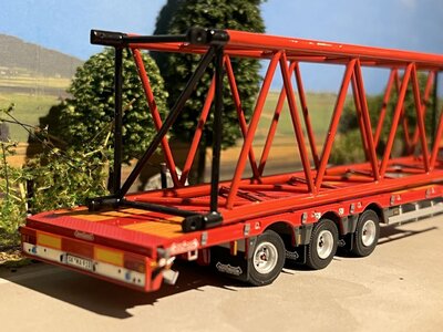 Mammoet store WSI Scania R 8x4 + 3-axle lowloader + boom part PTC MAMMOET