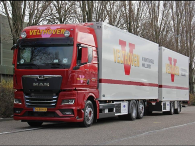 Tekno Tekno MAN TGX GX  Rigid truck with 2-axle reefer trailer VELTHOVEN