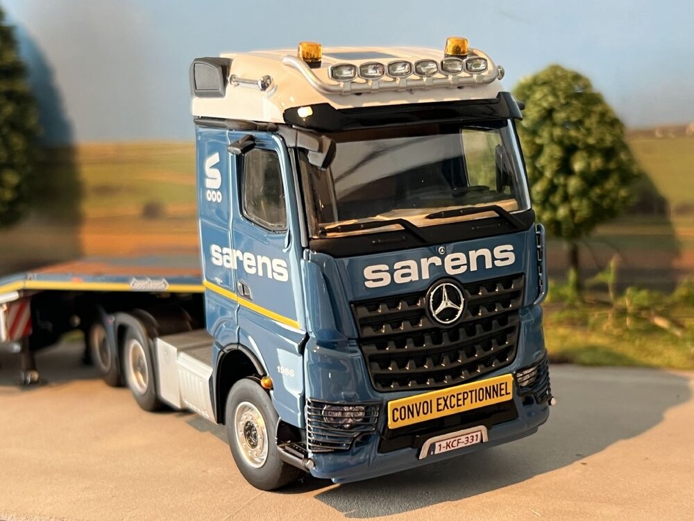 Sarens store IMC Mercedes Arocs streamspace 6x4 with Nooteboom MCOS 4-axle lowloader SARENS