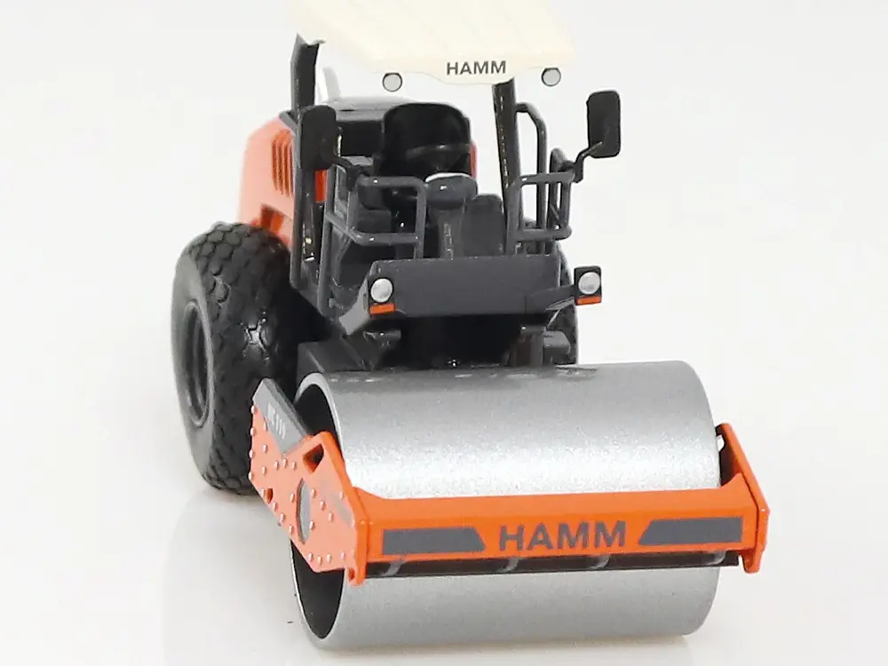 NZG NZG HAMM HC 119 compactor wals