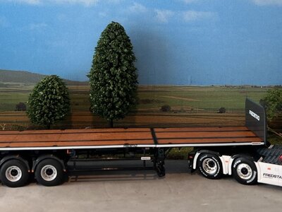 WSI WSI Scania R Normal 6x2 met 3-as flatbed oplegger FREDSTAD