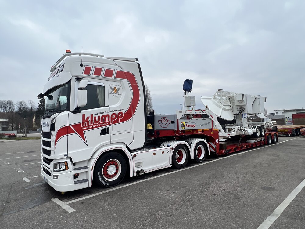 Tekno Tekno Scania Next Gen 660S with  3-axle  Goldhofer low loader KLUMPP SPEDITION