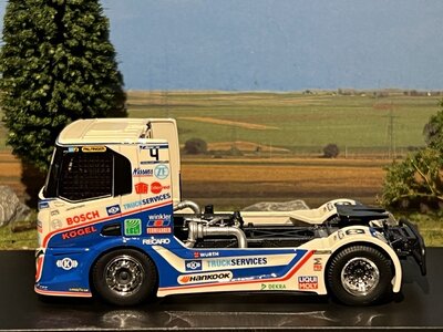 Tekno Iveco S-Way race truck HAHN