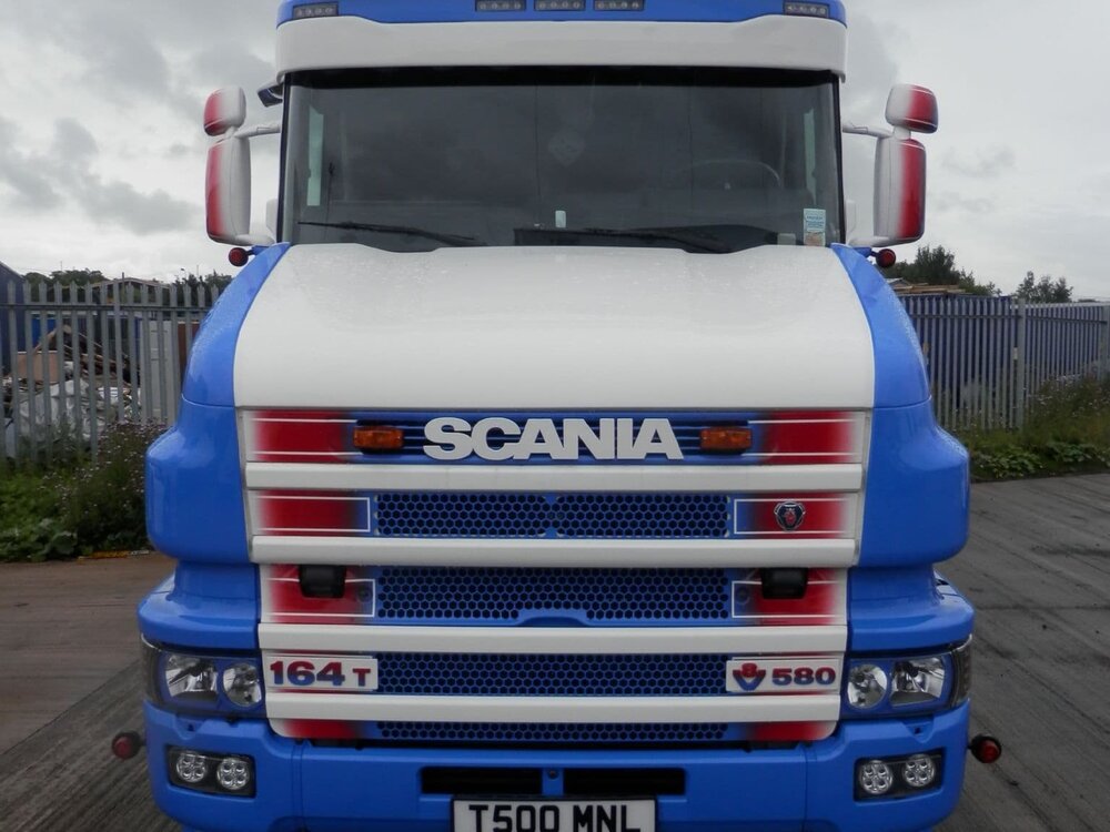 WSI WSI Scania 164T /580 4x2 met 3-as koeloplegger MACNEIL SHELLFISH SCOTLAND