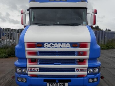 WSI WSI Scania 164T /580 4x2 met 3-as koeloplegger MACNEIL SHELLFISH SCOTLAND