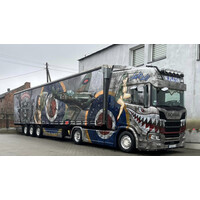 WSI Scania R Highline 4x2 with 3-axle curtainside trailer PLUTA