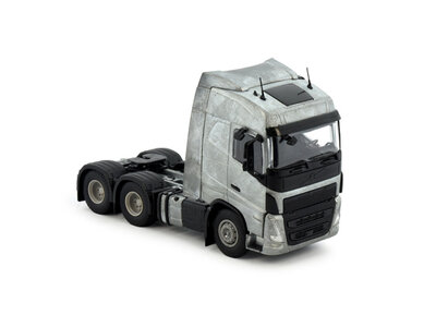 Tekno Tekno Volvo FH05 Globetrotter 6x4 tractor kit