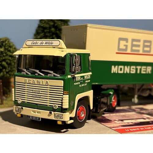 Tekno Tekno Scania 140 with 2-axle classic trailer de Wilde