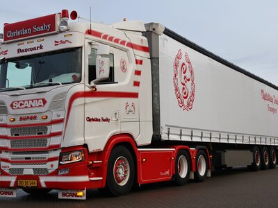 Tekno Tekno Scania Next Gen S-serie 6x2 met schuifzeilentrailer CHRISTIAN SAABY