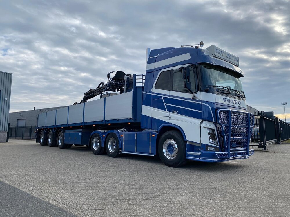 Tekno Tekno Volvo FH04 Globetrotter met 3-assige stenenoplegger  CRIT BEULEN