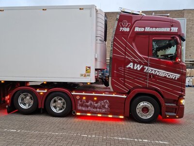 WSI WSI Scania S770 6x2 with 3-axle reefer trailer AW TRANSPORT JEDBURGH SCOTLAND