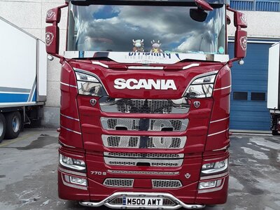 WSI WSI Scania S770 6x2 met 3-as koeloplegger AW TRANSPORT JEDBURGH SCOTLAND