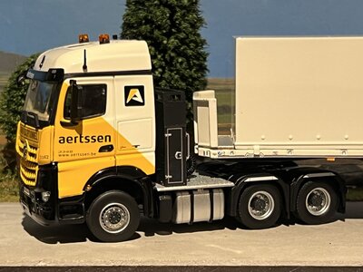 IMC IMC Mercedes Arocs streamspace 6x4 with Nooteboom 6-axle ballast trailer + 10ft. cont. AERTSSEN