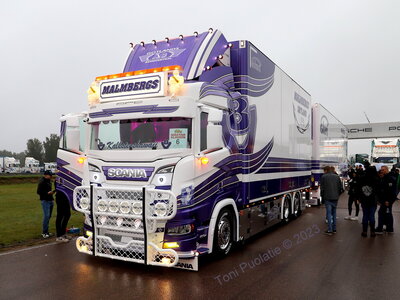 Tekno Tekno Scania Next Gen R650 Zweedse 24m combinatie MALMBERGS