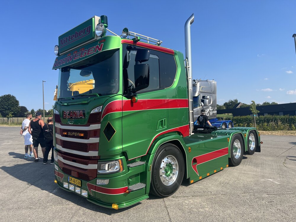 Tekno Tekno Scania Next Gen 6x2 tractor NITTEBERG