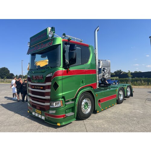 Tekno Tekno Scania Next Gen plat dak 6x2 sleepas trekker NITTEBERG