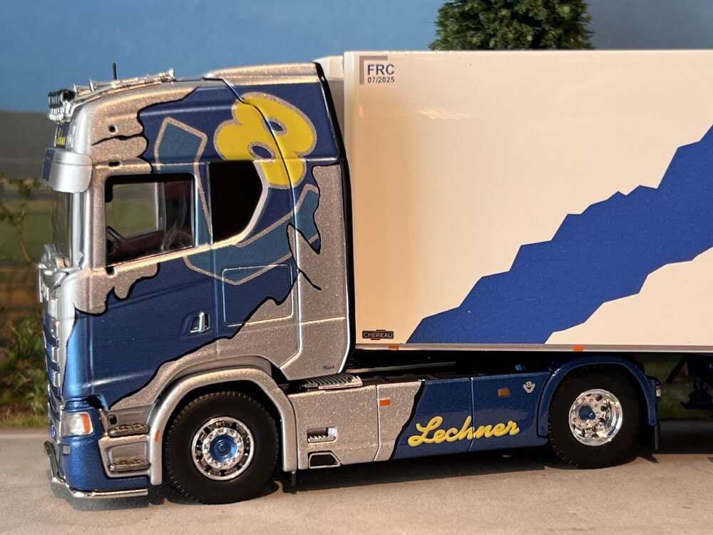 Tekno Tekno Scania Next Gen S730 Highline 4x2 with 3-axle reefer trailer LECHNER