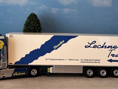 Tekno Tekno Scania Next Gen S730 Highline 4x2 met 3-as koeltrailer LECHNER