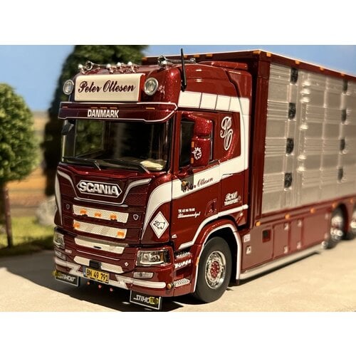 IMC IMC Scania R High roof boxed truck with livestock PETER OTTESEN