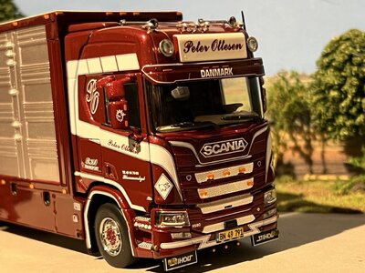 IMC IMC Scania R High roof boxed truck with livestock PETER OTTESEN