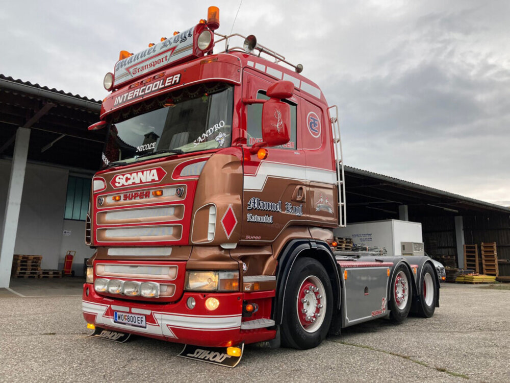 WSI WSI  Scania R4 flat roof 6x2 twinsteer MANUEL ROGL