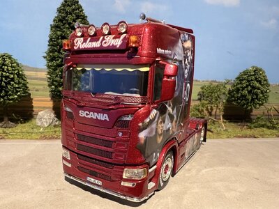 WSI WSI Scania S Highline 4x2 ROLAND GRAF