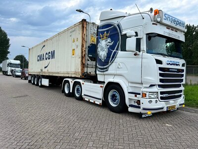Tekno Tekno Scania R-serie Highline 6x2 met 40ft. reefer container SNEEPELS
