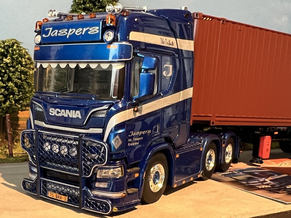 WSI WSI Scania R Highline 6x2 + 3-axle container trailer + 40ft. container JASPERS