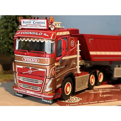 Tekno Tekno Volvo FH05 6x2 laag dak met 3-assige kipper RONNY CEUSTERS