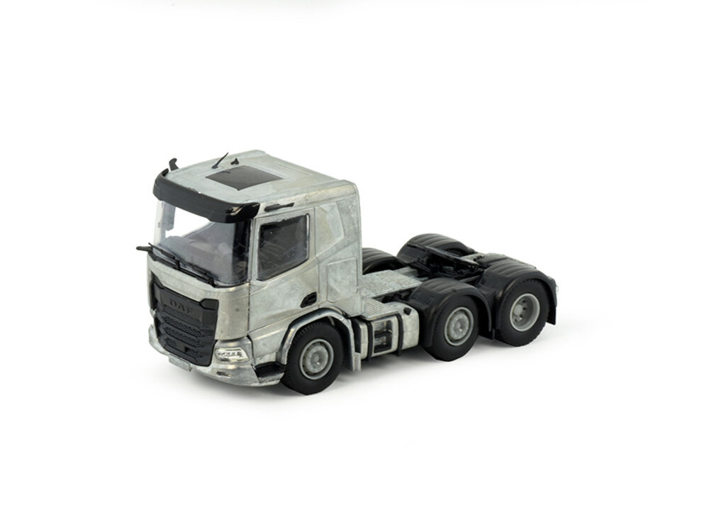 Tekno Tekno DAF XD low cab twinsteer tractor kit