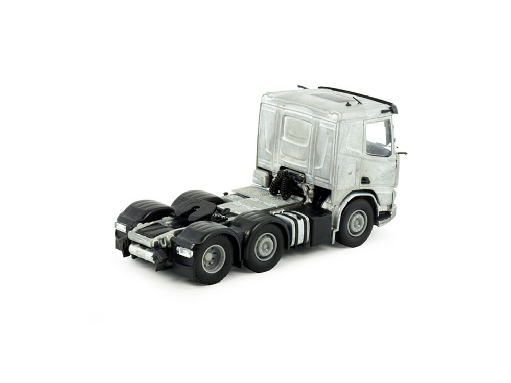 Tekno Tekno DAF XD low cab twinsteer tractor kit