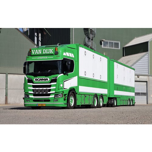 WSI WSI Scania R Highline 6x2 koelwagen met 6-assige resin combi VAN DIJK LIVESTOCK