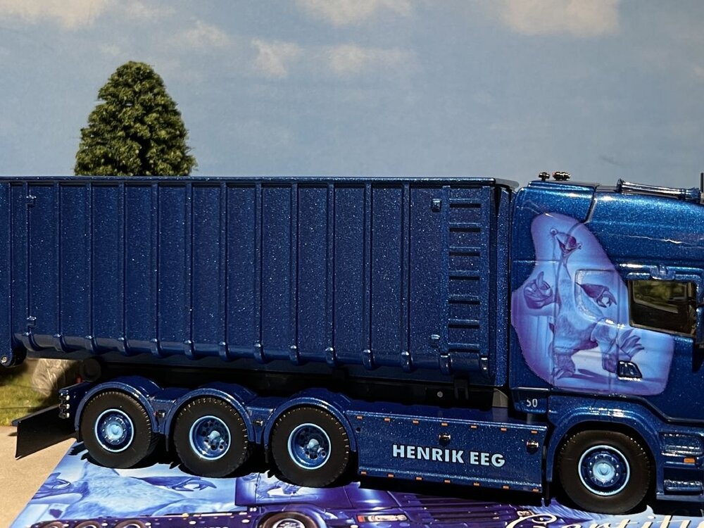 Tekno Tekno Scania R-Streamline Topline 8x2 with hooklift system HENRIK EEG "ICE AGE"