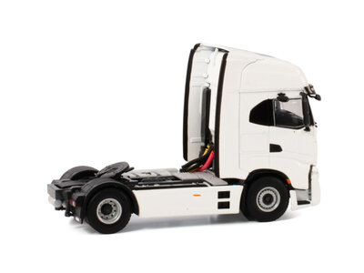 WSI WSI Iveco S-way as high 4x2 White Line