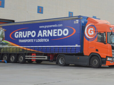 WSI WSI Scania R Highline 4x2 with 3-axle curtainside trailer GRUPO ARNEDO