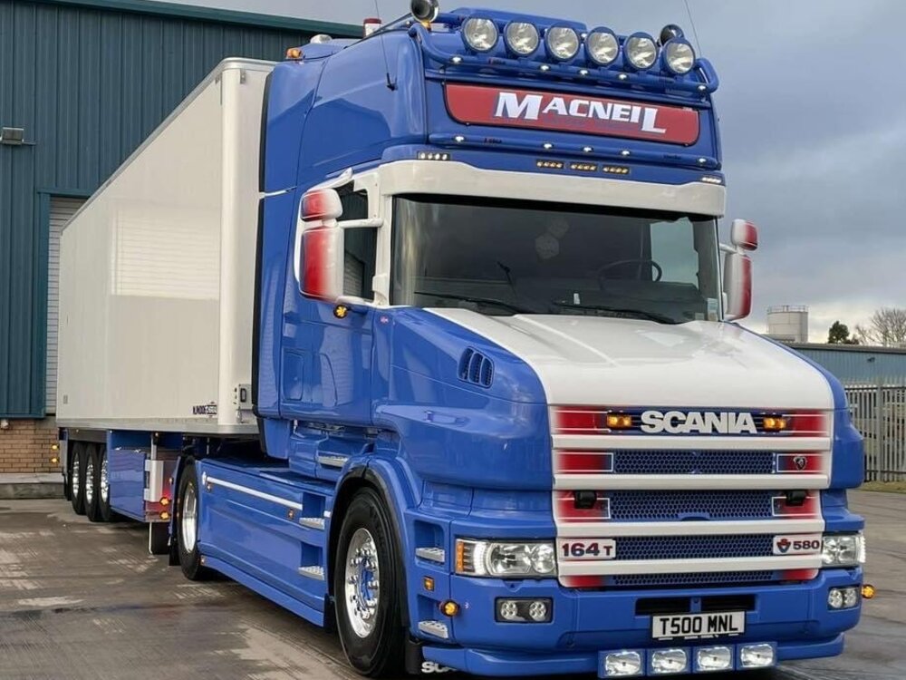 Tekno Tekno Scania Torpedo Topline met 3-assige koeloplegger MacNeil