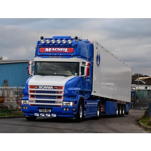 Tekno Tekno Scania Torpedo Topline with 3-axle reefer trailer MacNeil