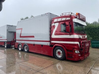 Tekno Tekno Scania Next Gen R580  rigid truck with trailer + zamac opentop containers G&J van Leeuwen